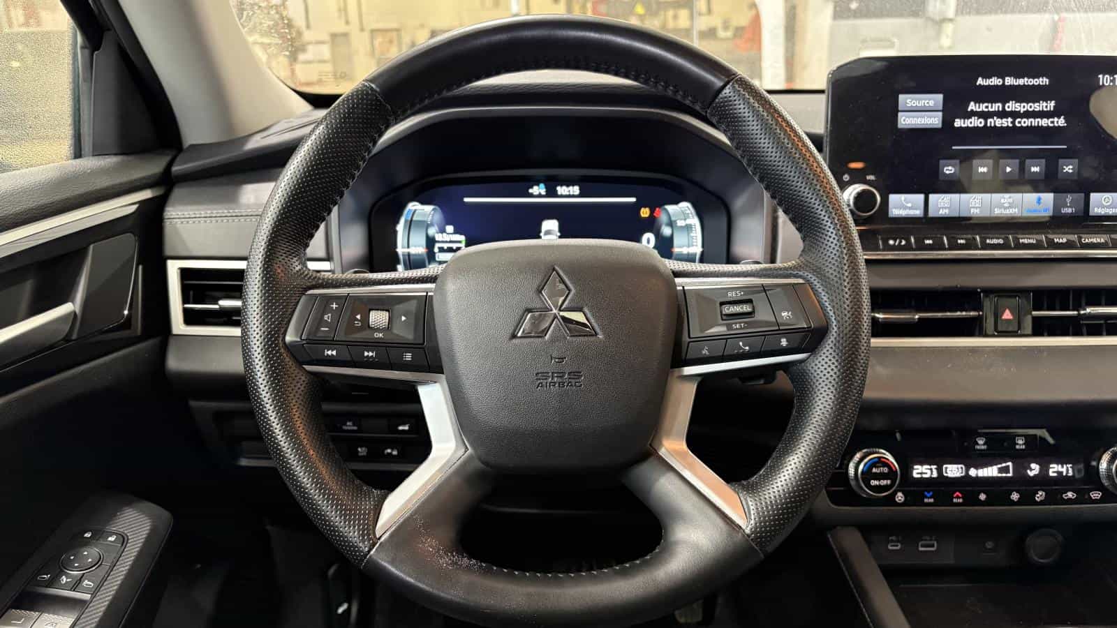 Image 7 Mitsubishi Outlander PHEV Le *Awd *Toit Pano *Cuir *Bizone *Gps *Carplay *Caméra 360 2024