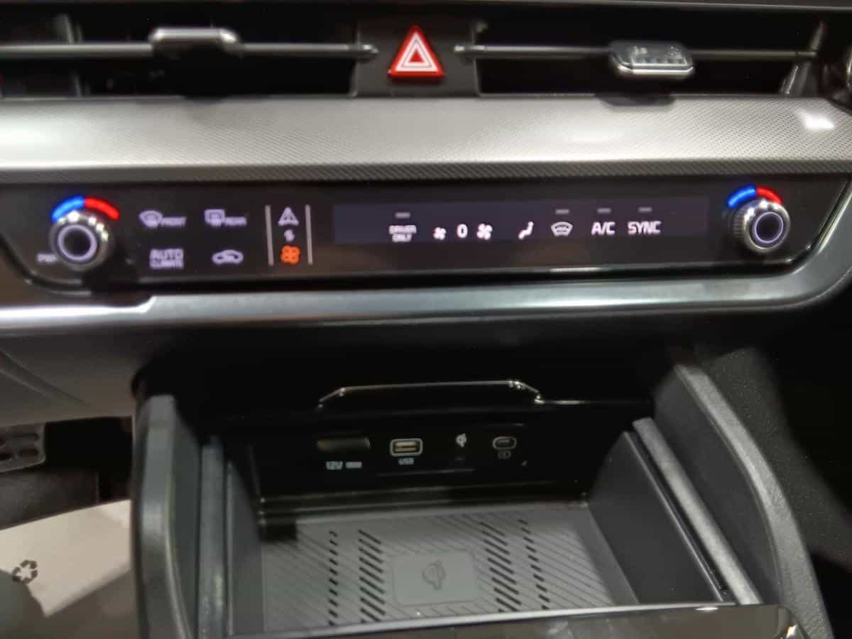 Image 23 Kia Sportage Sx* Sieges Ventiles* Volant Chauffant* Toit Pano* 2023