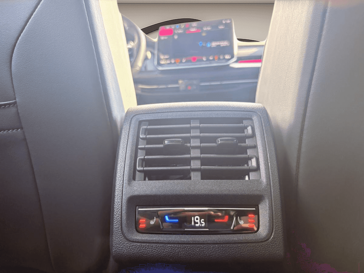 2025 Volkswagen Golf R Black Edition Awd * 328Hp * Cuir * Toit * Gps * Harman Kardon * - Image 23