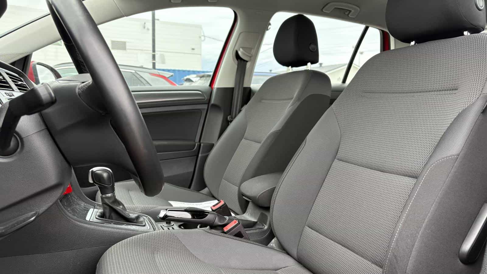 Image 14 Volkswagen Golf Trendline TURBO *CARPLAY *CAMÉRA *SIEGE CHAUFFANT *CRUISE 2018