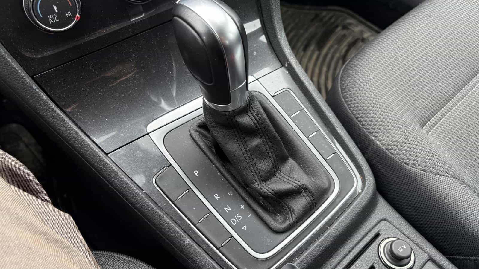 2018 Volkswagen Golf Trendline TURBO *CARPLAY *CAMÉRA *SIEGE CHAUFFANT *CRUISE - Image 28