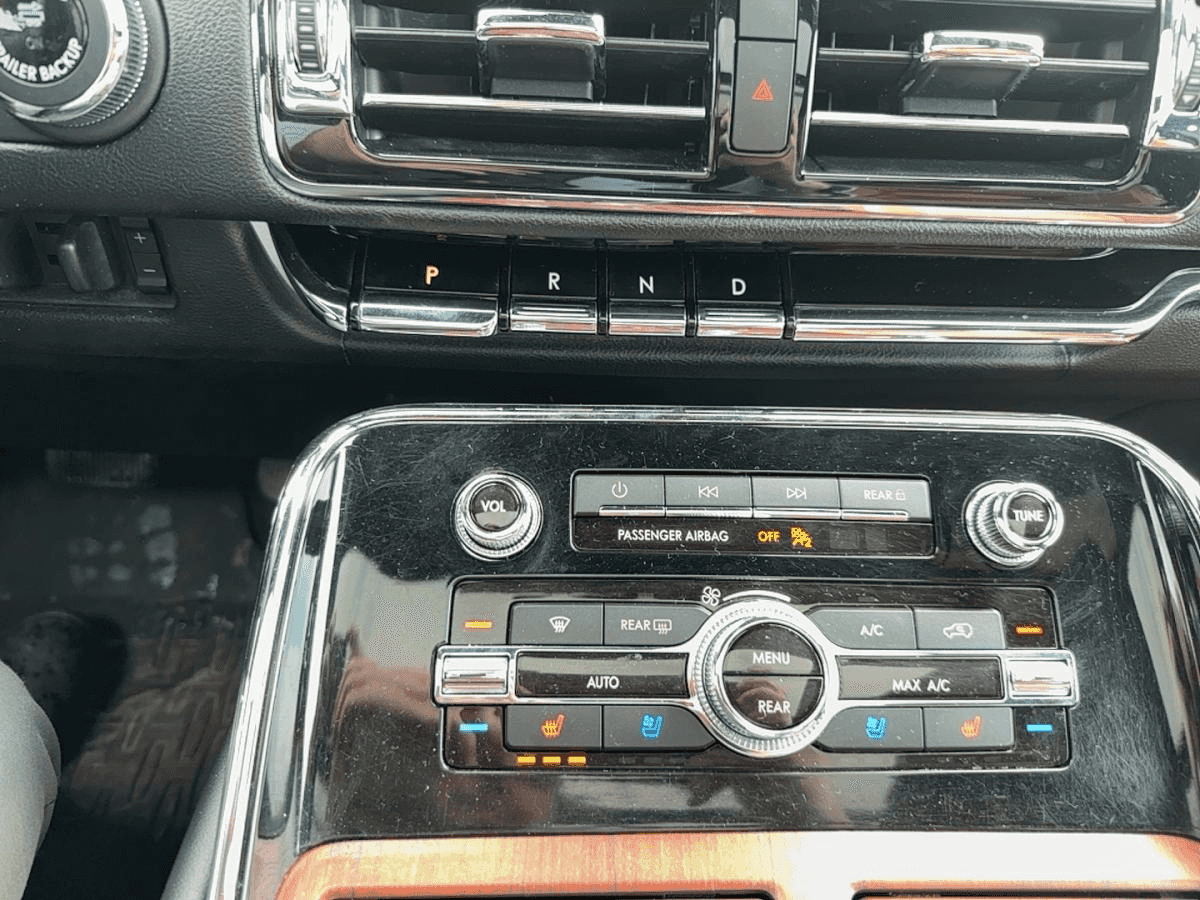 2021 Lincoln Navigator Reserve 4X4 - Image 24