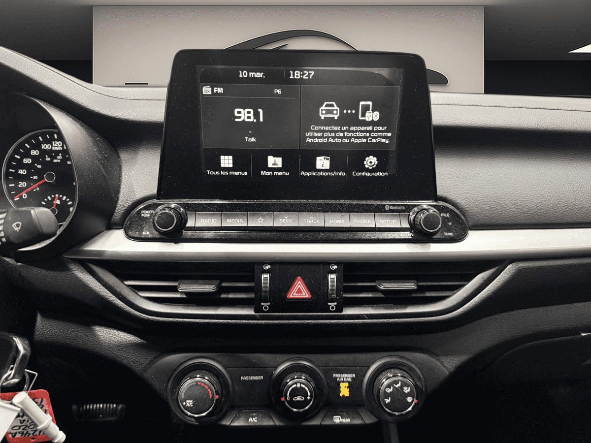 Image 17 Kia Forte Lx Fwd * A/C * Cruise * Caméra * Carplay * Sièges Chauff * 2020