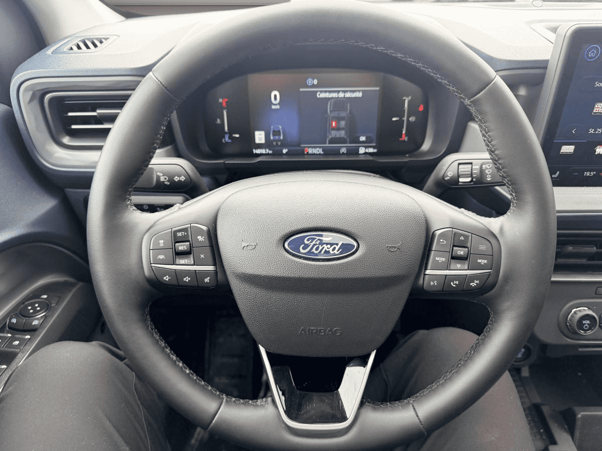 2025 Ford Maverick LARIAT cabine SuperCrew AWD - Image 21