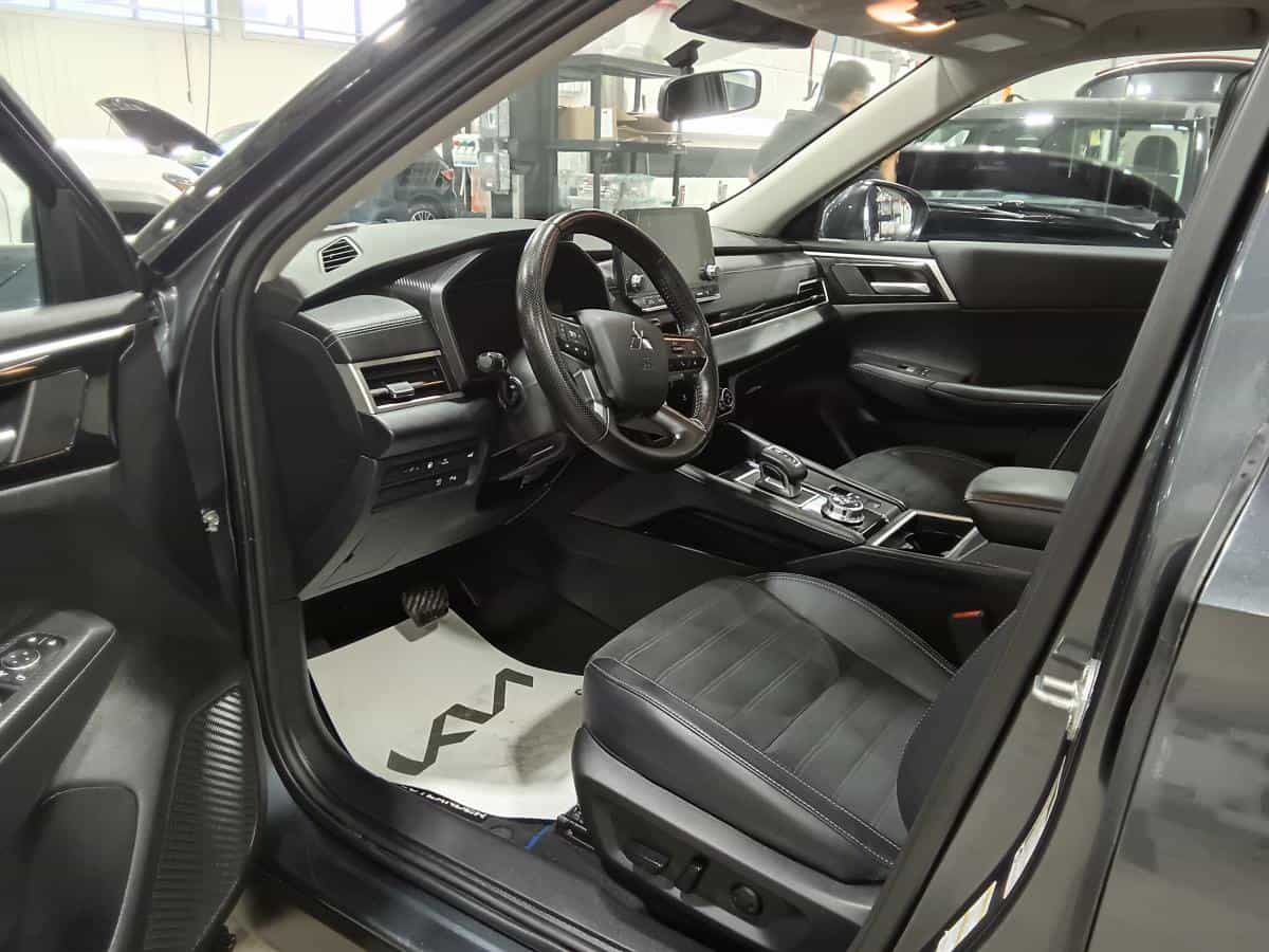 2024 Mitsubishi Outlander PHEV Sel S *7 Pass *Awd *Bizone *Cuir *Toit Pano *Caméra 360 - Image 14