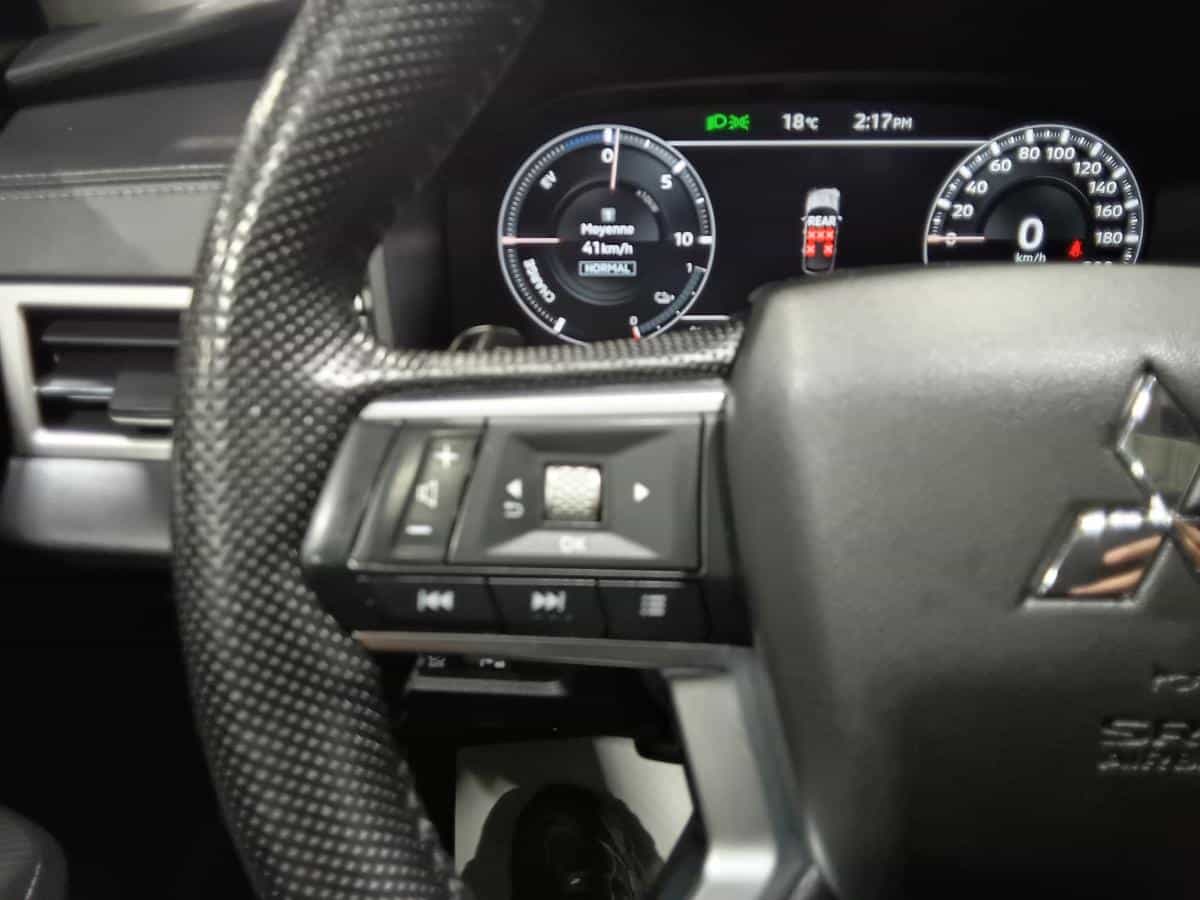 2024 Mitsubishi Outlander PHEV Sel S *7 Pass *Awd *Bizone *Cuir *Toit Pano *Caméra 360 - Image 32