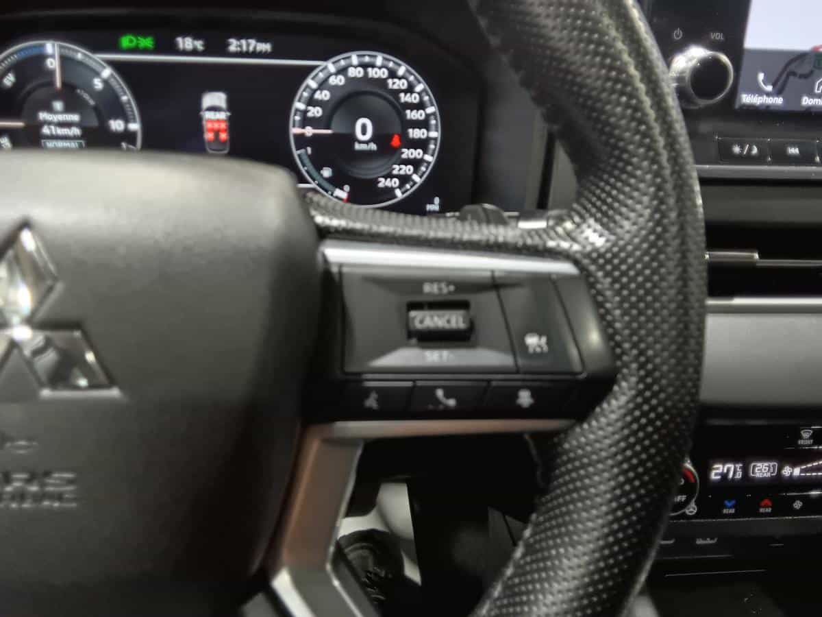 2024 Mitsubishi Outlander PHEV Sel S *7 Pass *Awd *Bizone *Cuir *Toit Pano *Caméra 360 - Image 34