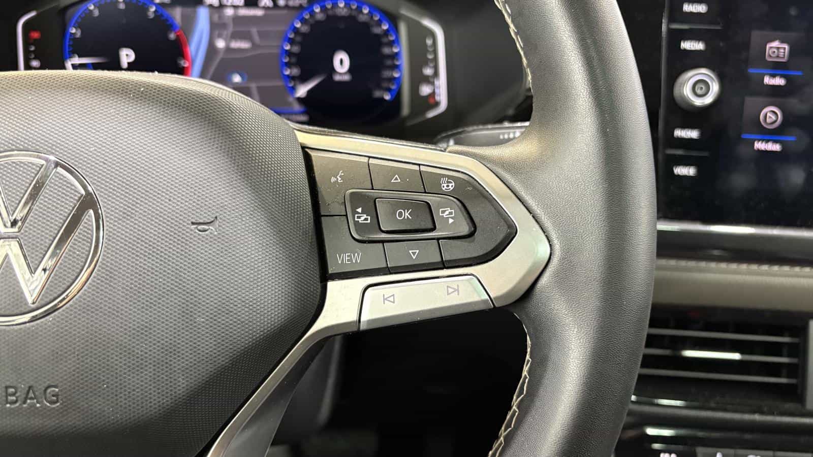 2023 Volkswagen Taos Highline Turbo *Awd *Bizone *Toit Pano *Cuir *Gps *Carplay - Image 20