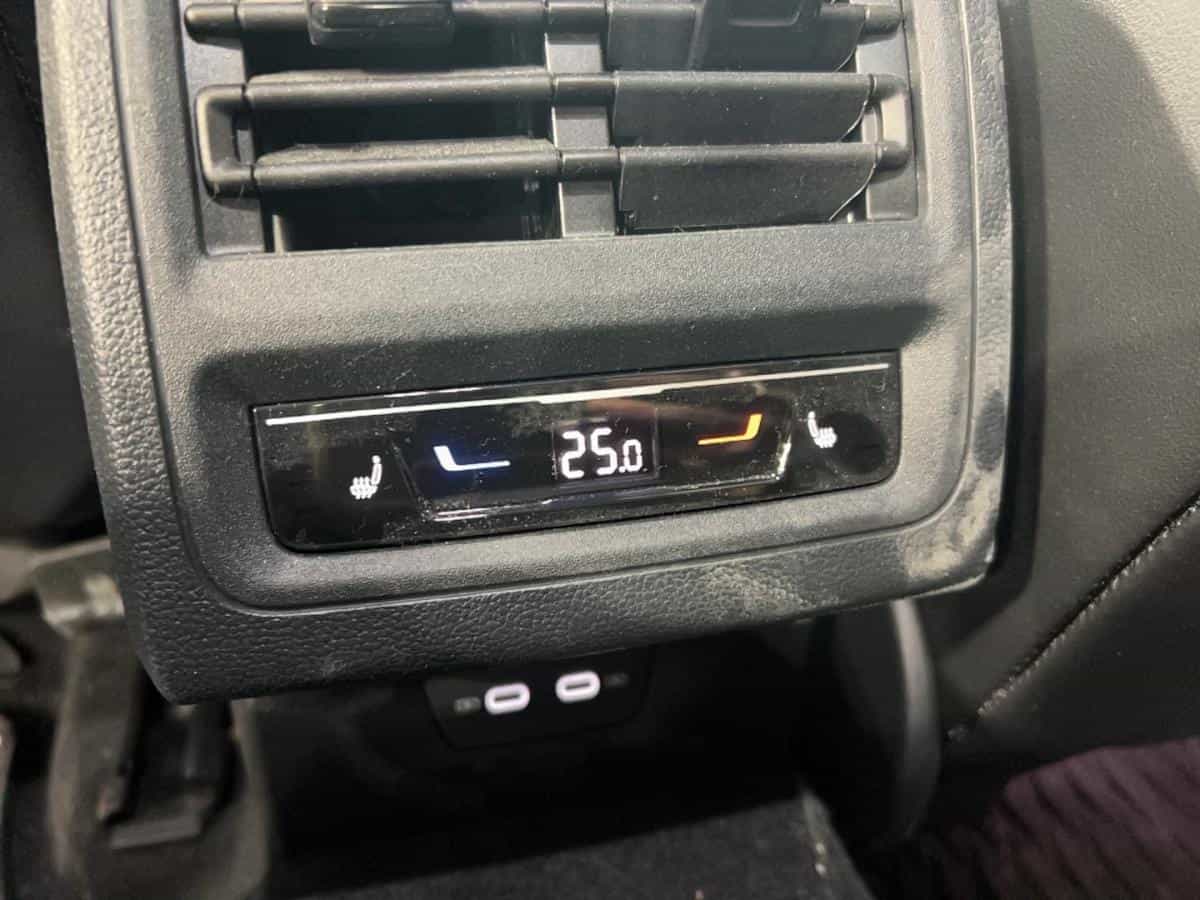 Image 24 Volkswagen Golf R Cuir* Toit* Volant Chauffant* Camera* 2024