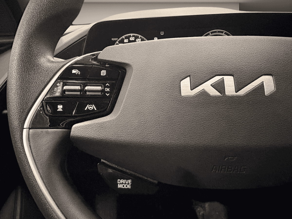 2024 Kia Niro EV Wind * Fwd * 201Hp * Caméra * Carplay * Sièges Chauff * - Image 13