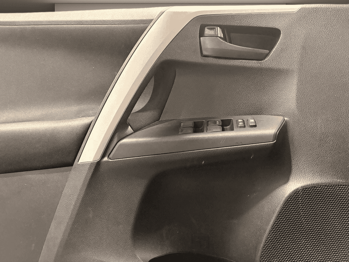 2017 Toyota Rav4 Le * Volant Chauff * Caméra * Bluetooth * A/C - Image 19