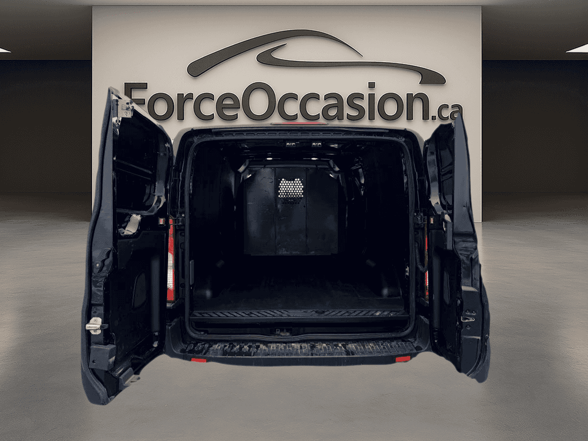 Image 5 Ford Transit Cargo Van T-150 PA toit bas 130 po PNBV de 8 670 lb 2023