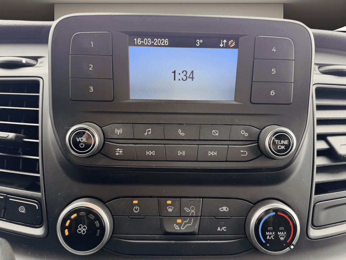 Image 15 Ford Transit Cargo Van T-150 PA toit bas 130 po PNBV de 8 670 lb 2023