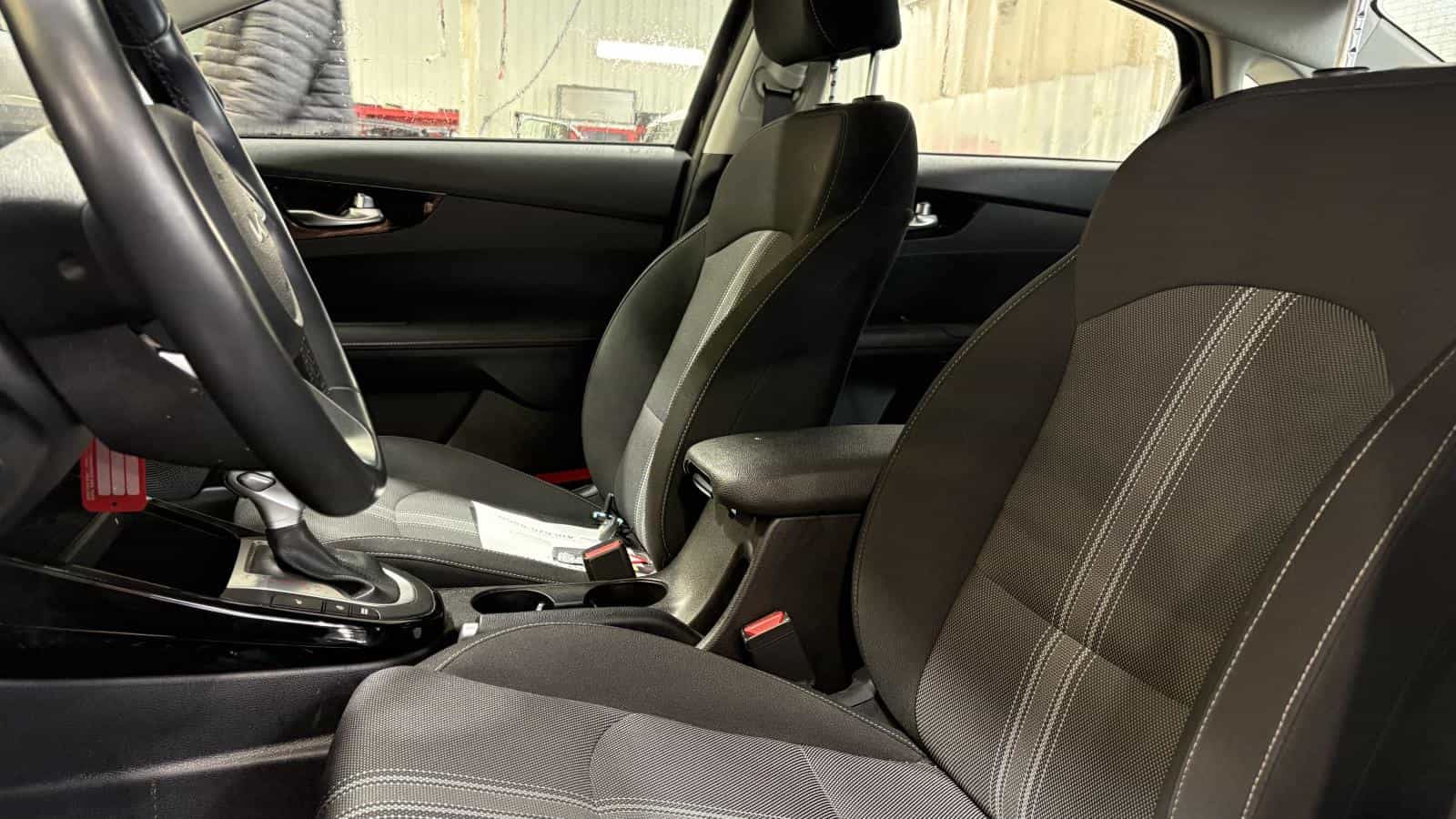 2024 Kia Forte Ex *Carplay *Caméra *Volant/Siege Chauffant *Cruise - Image 13