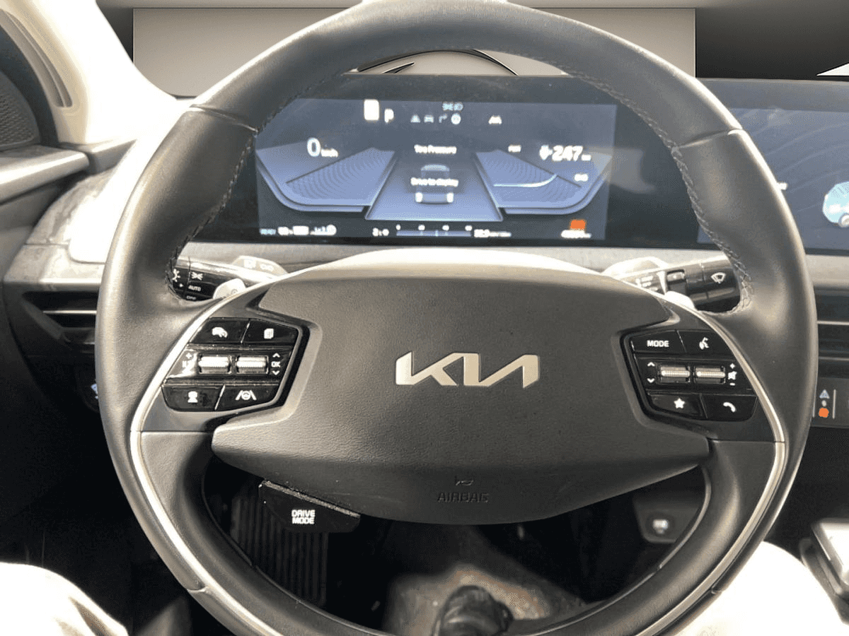 Image 8 Kia EV6 Light* Gps* Cuir* Sieges Chauffants* Camera* 2023