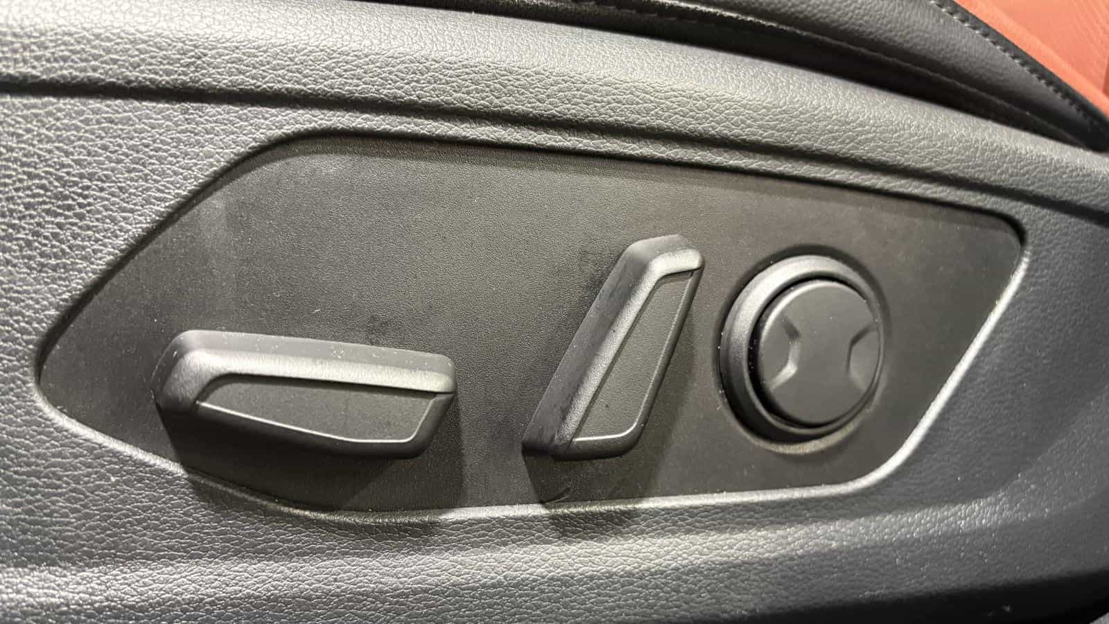 Image 29 Kia Sportage Sx *Awd *Cuir Rouge *Toit Pano *Gps *Bizone *Carplay 2024