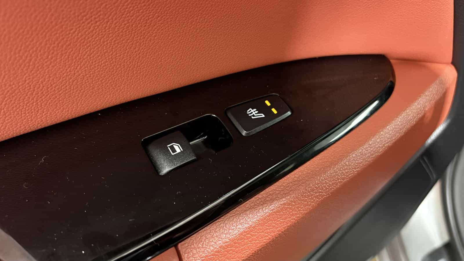 Image 34 Kia Sportage Sx *Awd *Cuir Rouge *Toit Pano *Gps *Bizone *Carplay 2024