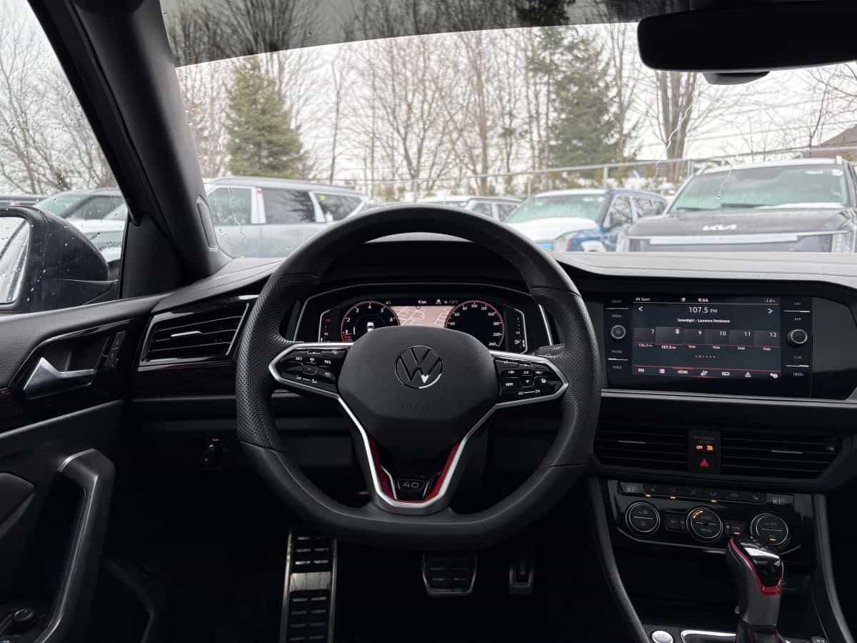 Image 8 Volkswagen Jetta GLI 40th ANNIVERSARY EDITION *TURBO *BIZONE *CARPLAY *TOIT 2024