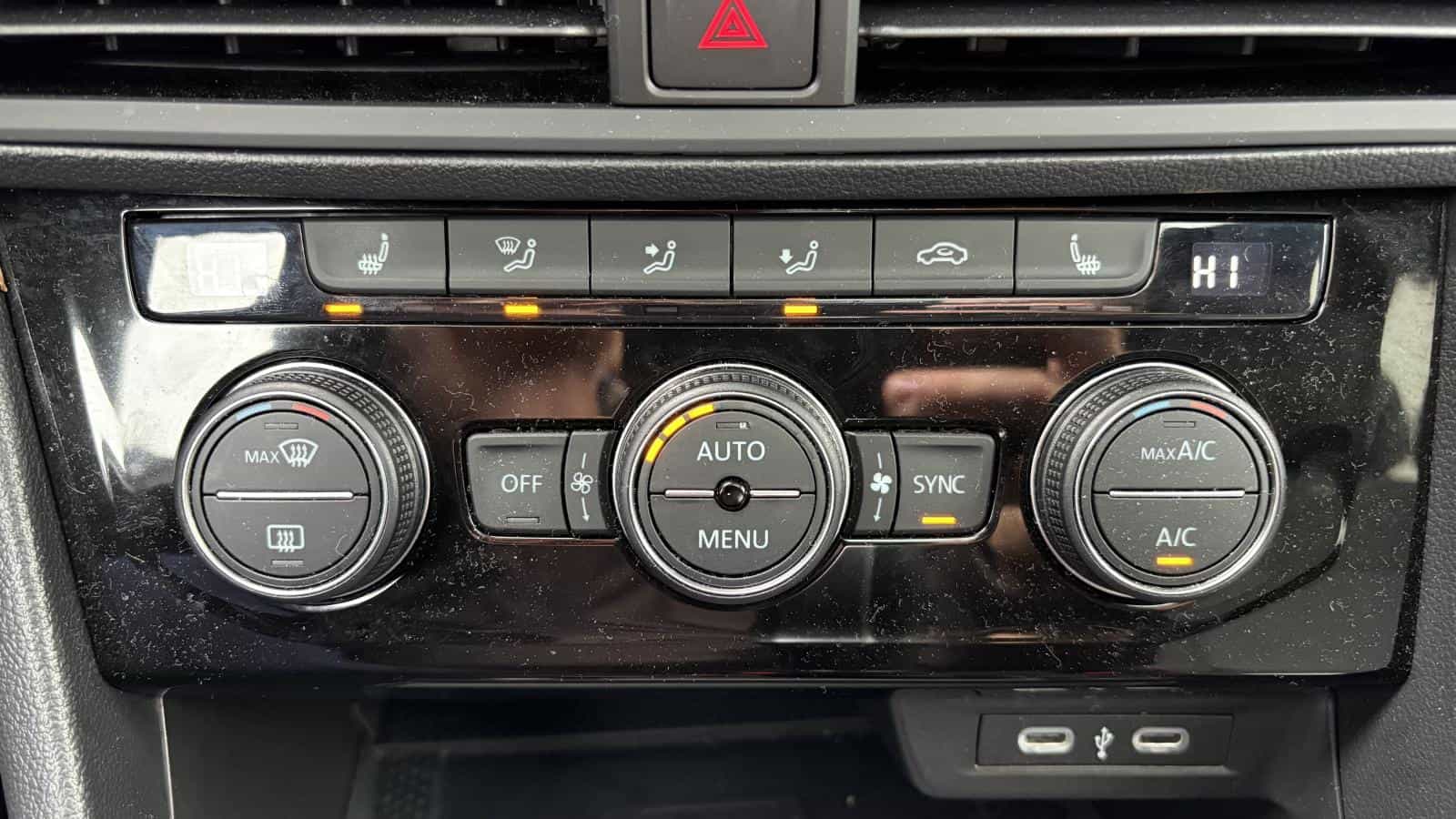 Image 25 Volkswagen Jetta GLI 40th ANNIVERSARY EDITION *TURBO *BIZONE *CARPLAY *TOIT 2024