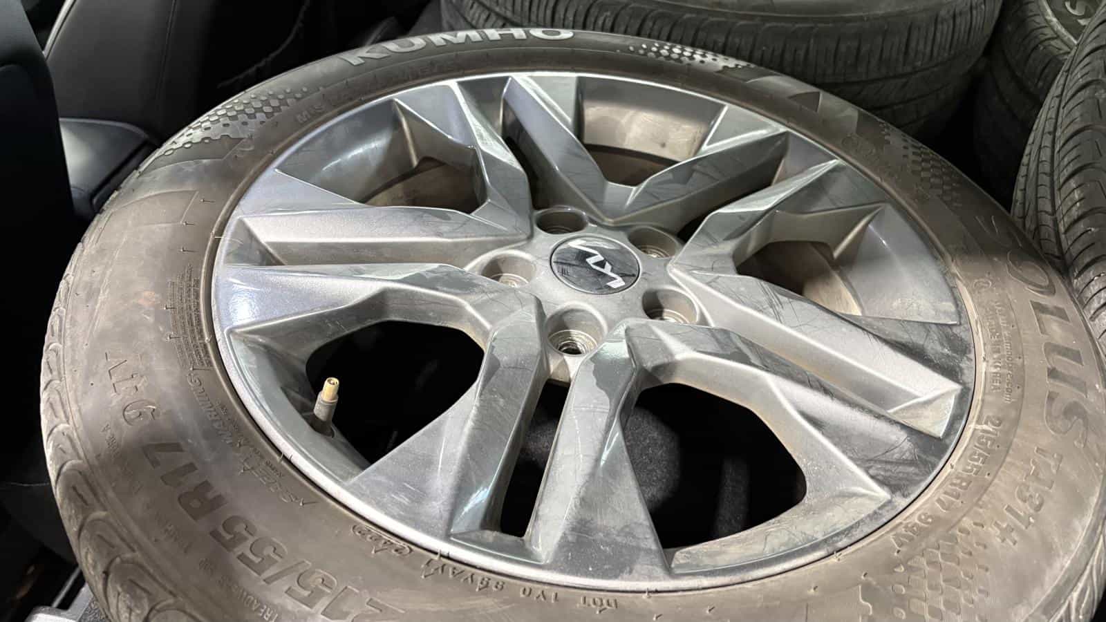 Image 3 Kia Seltos Ex *Awd *Cuir *Toit *Carplay *Caméra *Volant/Siege Chauffant 2023