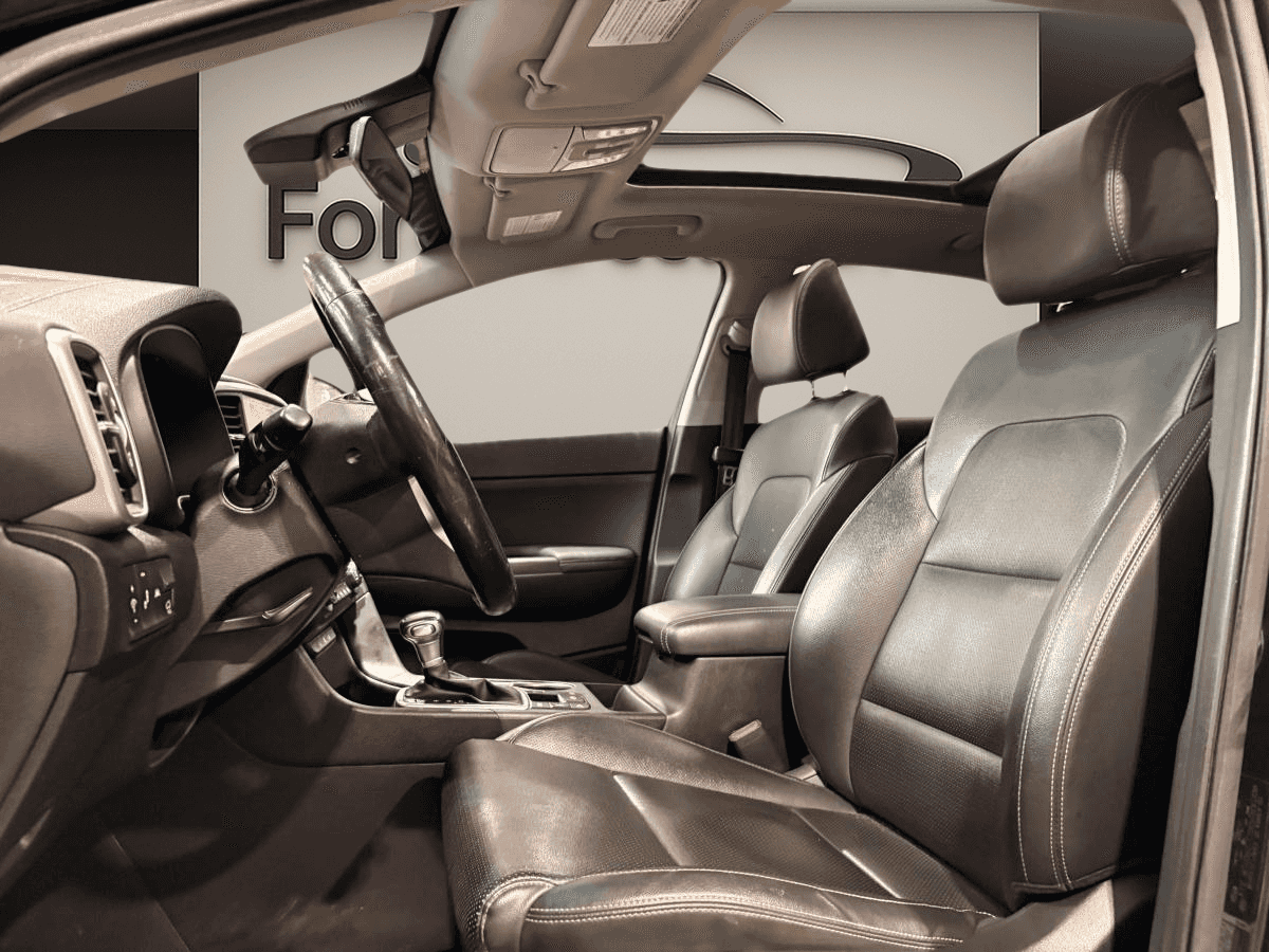 2020 Kia Sportage Ex Awd * Cuir * Toit * Carplay * Bi-Zone * Volant Chauff * - Image 6