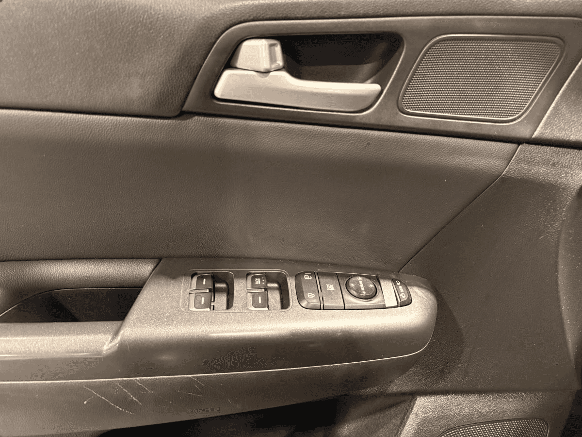 2020 Kia Sportage Ex Awd * Cuir * Toit * Carplay * Bi-Zone * Volant Chauff * - Image 22