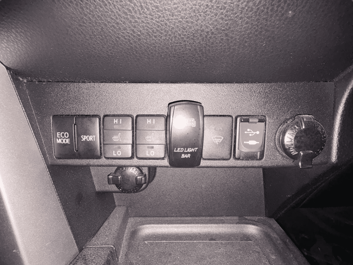 Image 17 Toyota Rav4 Xle Trail Awd * Toit * Caméra * Carplay * 3500Lbs Towing * 2018