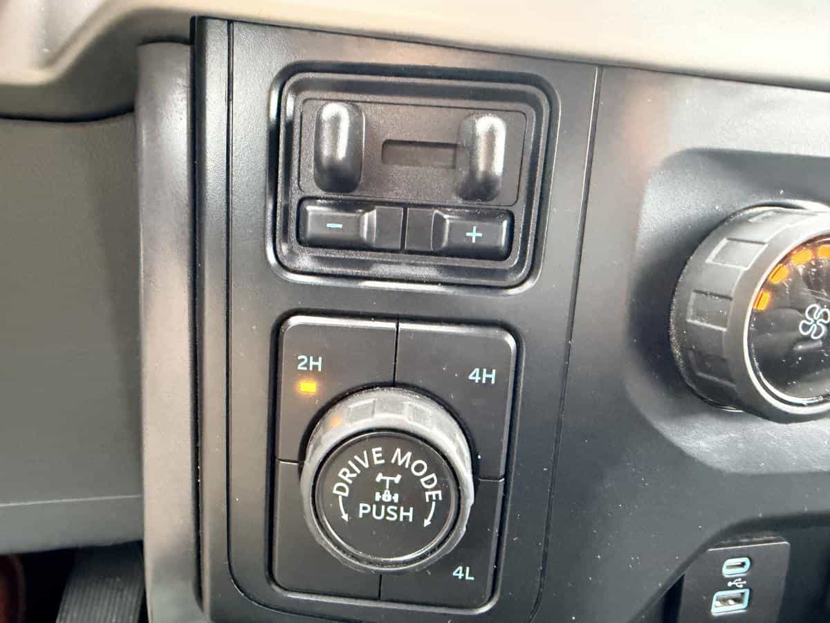 Image 17 Ford F-150 XLT cabine SuperCrew 4RM caisse de 6,5 pi 2023