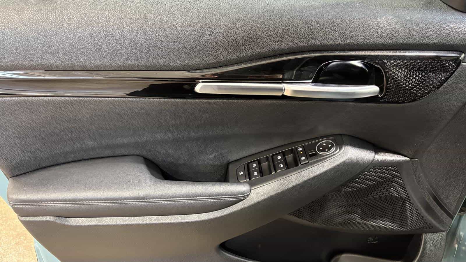 Image 17 Kia Seltos Ex *Awd *Cuir *Toit *Carplay *Caméra *Volant/Siege Chauffant 2025