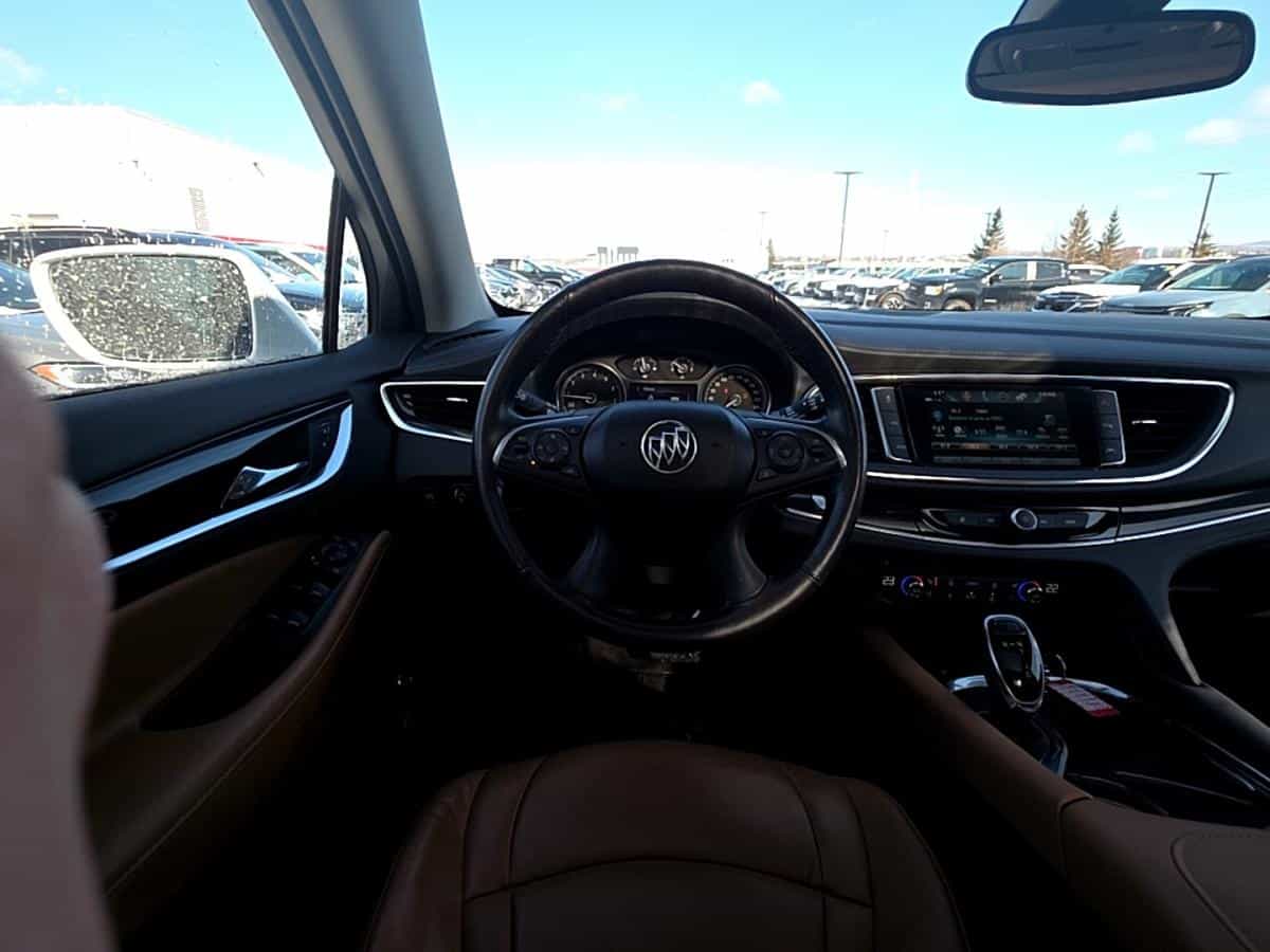 Image 9 Buick Enclave Avenir *AWD *TOIT PANO *CUIR *GPS *AUDIO BOSE *SIÈGE MÉMOIRE 2019