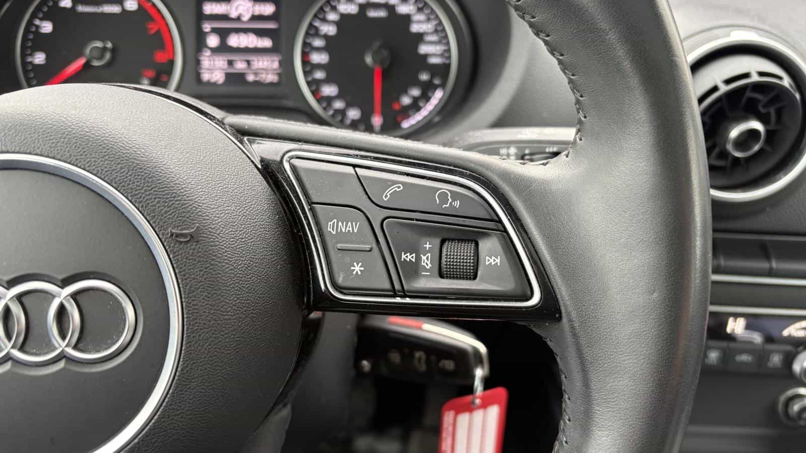 Image 20 Audi A3 Komfort 45 Turbo *Carplay *Cuir *Toit *Bizone *Caméra 2019