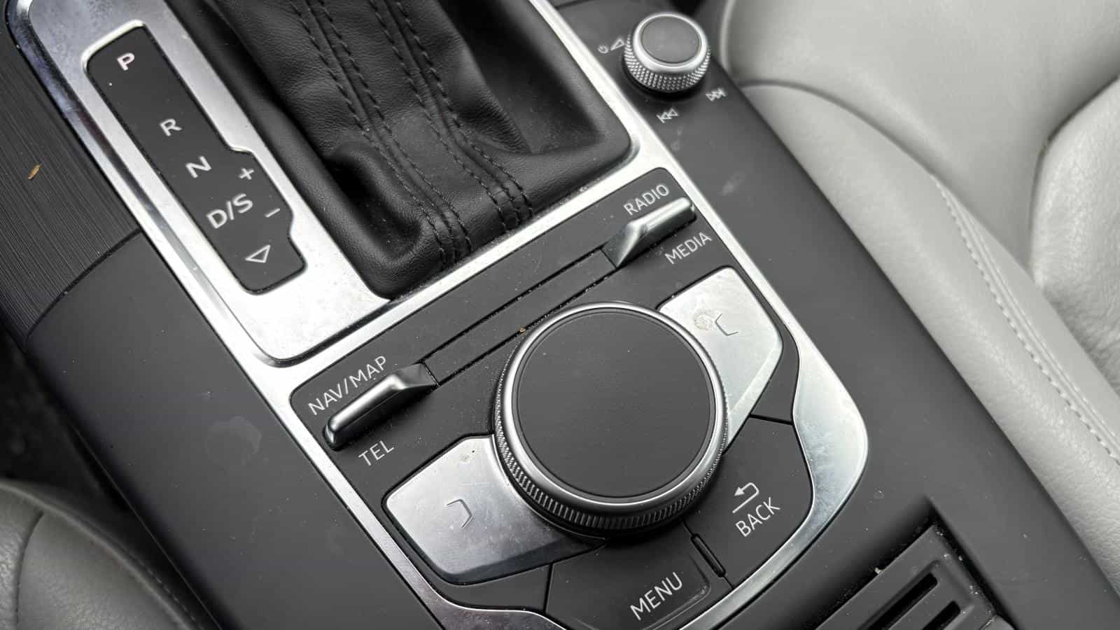 Image 29 Audi A3 Komfort 45 Turbo *Carplay *Cuir *Toit *Bizone *Caméra 2019