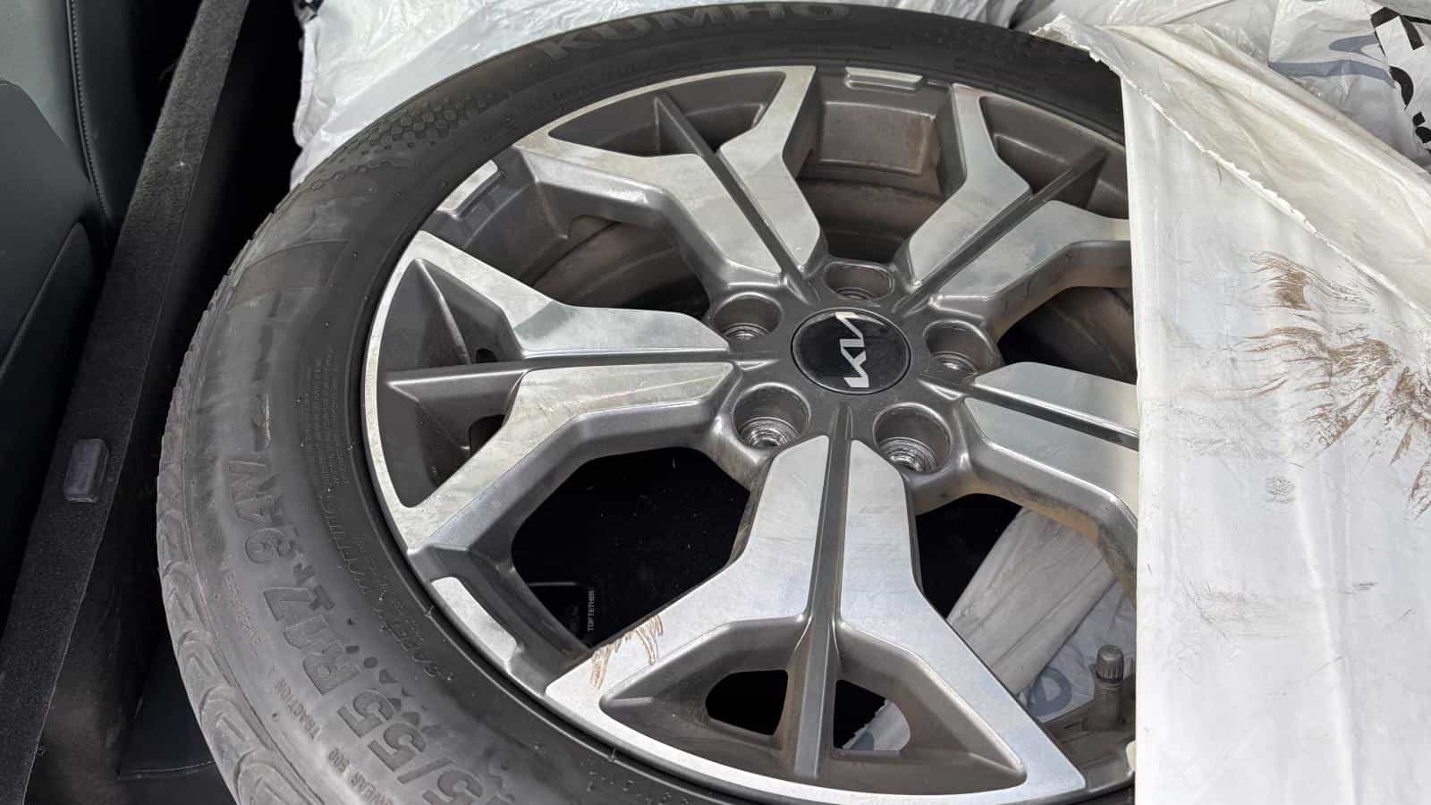 Image 3 Kia Seltos Ex Premium *Awd *Cuir *Toit *Gps *Siege Ventilé *Carplay 2023