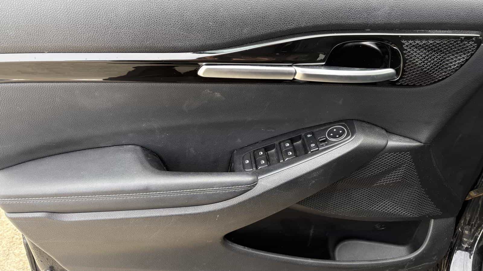 Image 9 Kia Seltos Ex Premium *Awd *Cuir *Toit *Gps *Siege Ventilé *Carplay 2023