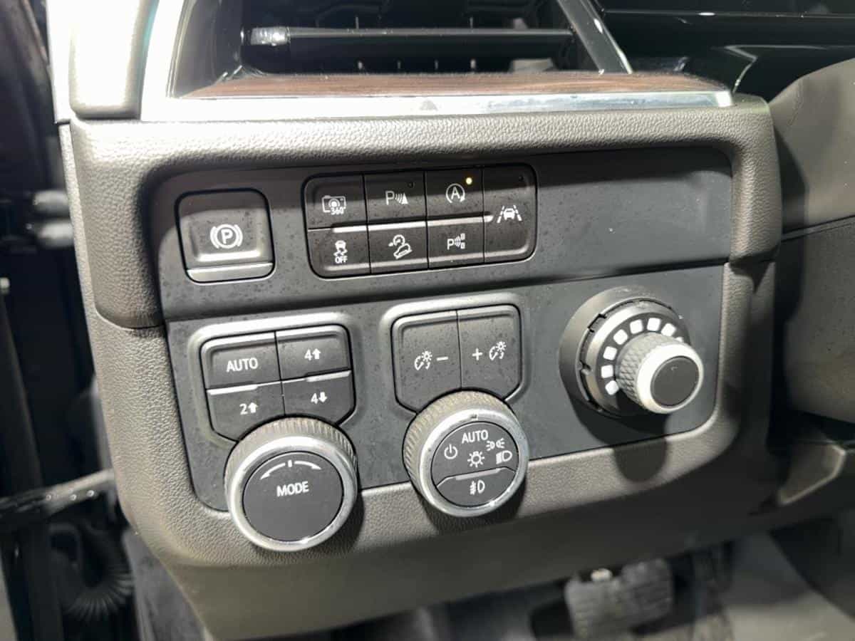 Image 11 Chevrolet Tahoe Z71* Sieges Ventiles* Sieges Chauffant* Cuir* 2025