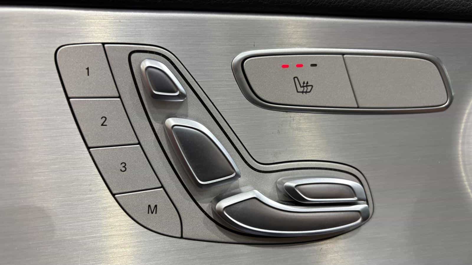 Image 13 Mercedes-Benz GLC Glc 300 Coupé Turbo *Awd *Bizone *Cuir Brun *Toit *Carplay 2023