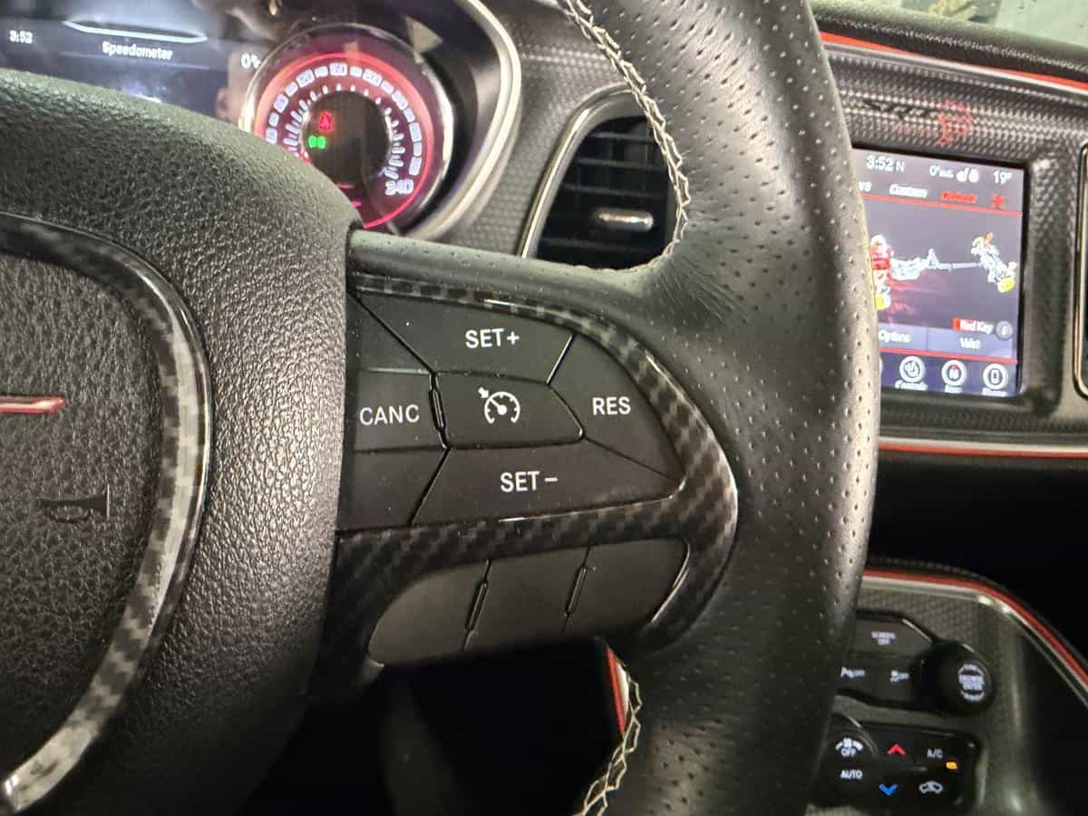 Image 11 Dodge Challenger Coupe Srt Hellcat *Supercharged*Cuir*700Hp*Manuel* 2017