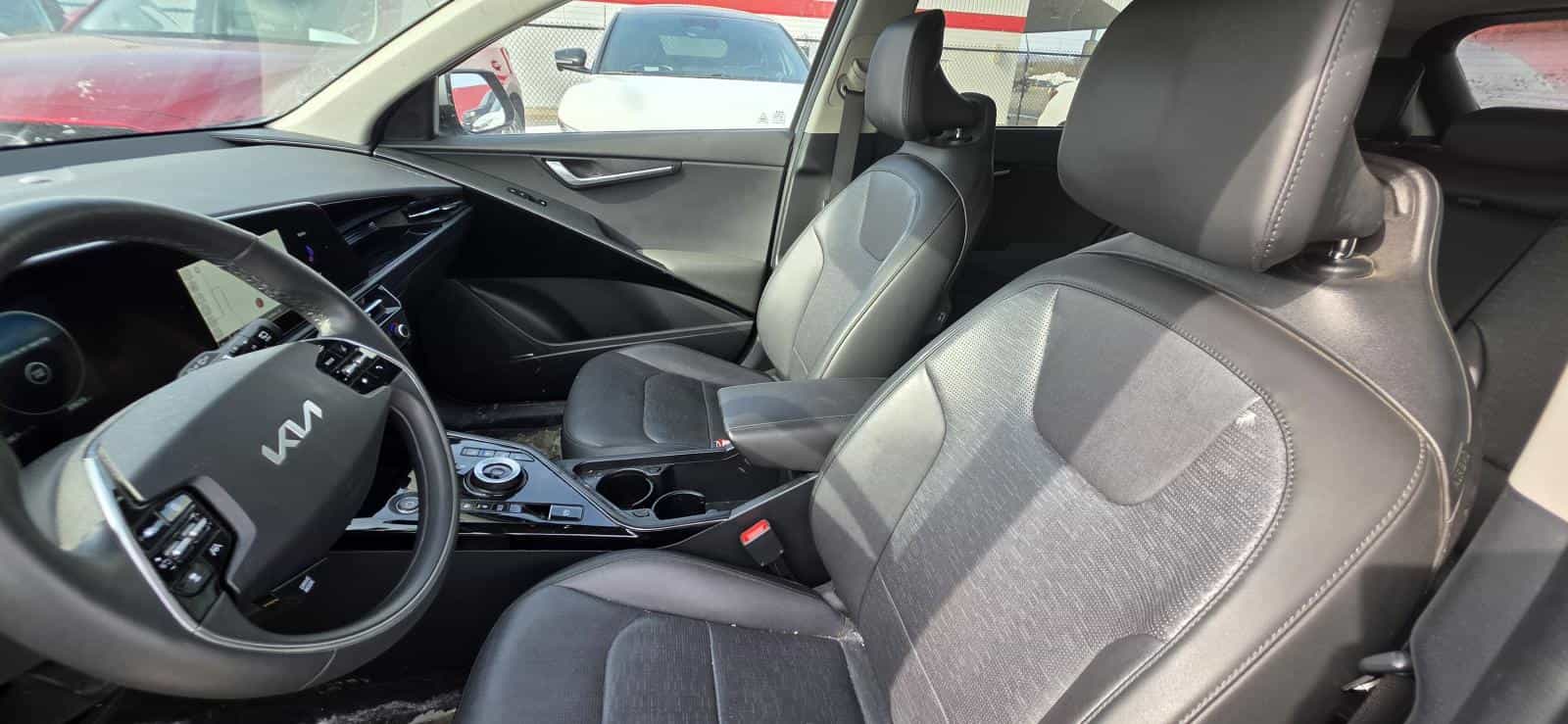 Image 14 Kia Niro EV Limited *TOIT *CUIR *GPS *AUDIO HARMAN/KARDON *SIÈGE MÉMOIRE 2023