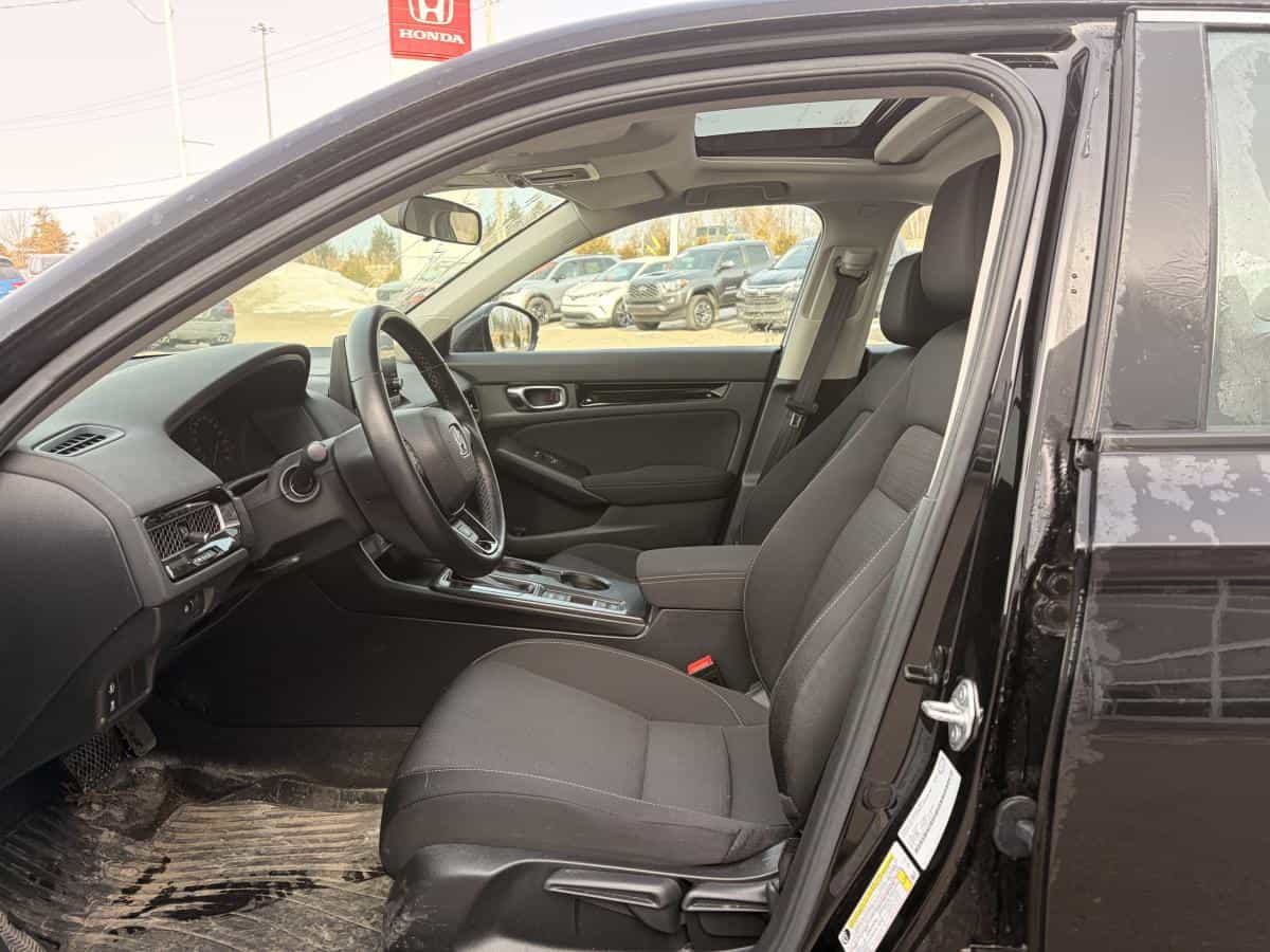 2024 Honda Civic Ex Propre Bas Kilométrage - Image 9