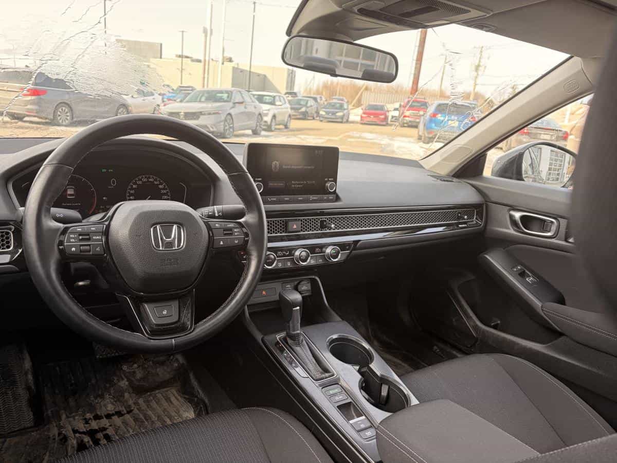 2024 Honda Civic Ex Propre Bas Kilométrage - Image 10