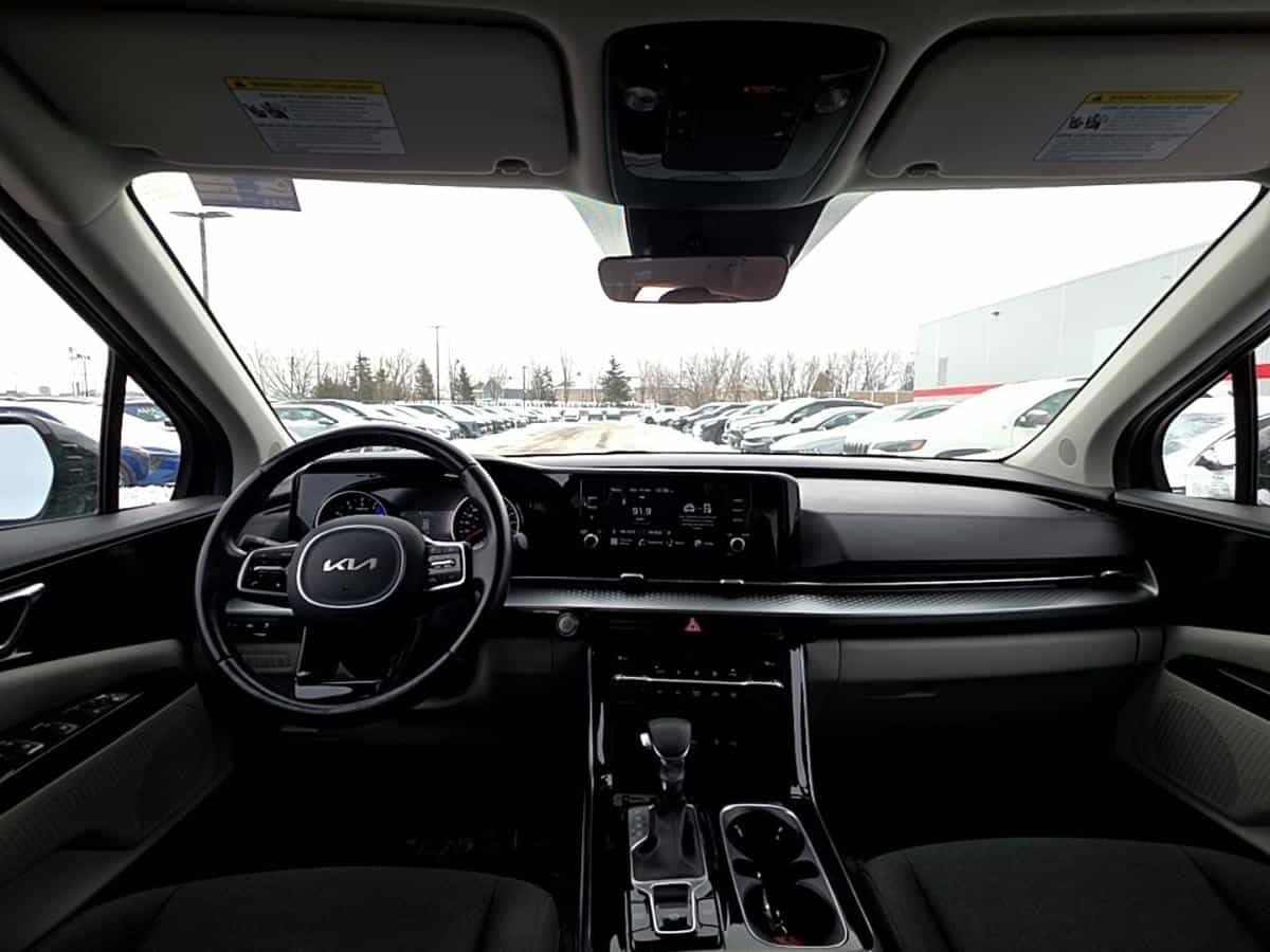 Image 3 Kia Carnival Lx+ *Volant Chauffant *Sièges Chauffants *8 Passagers 2023