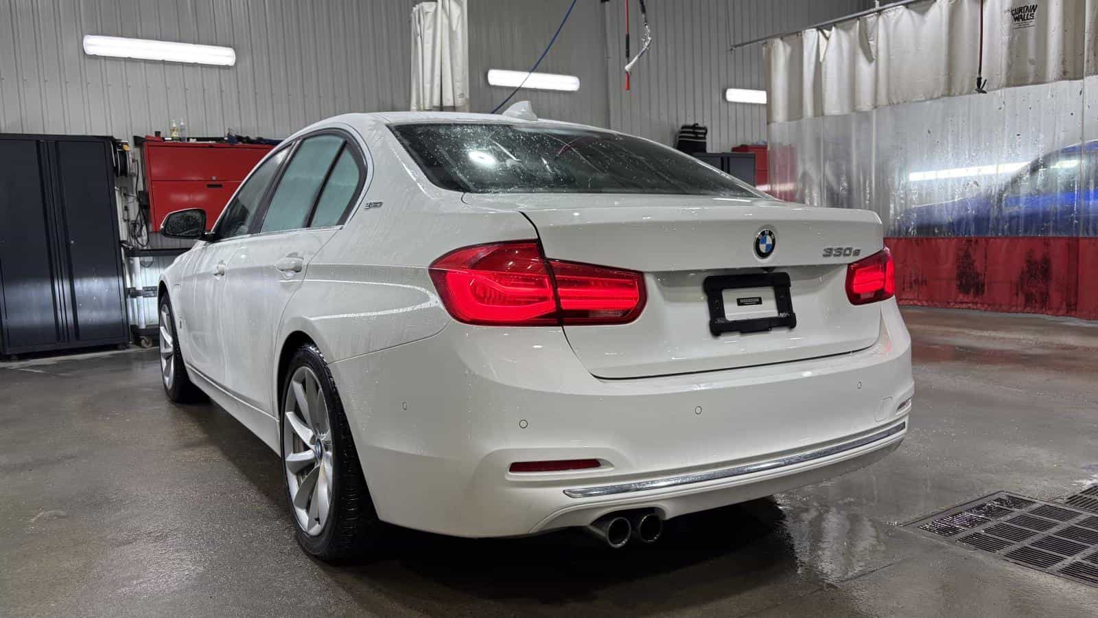 Image 2 BMW 330e 330E Turbo *Cuir Brun *Toit *Gps *Bizone *Carplay *Caméra 360 2017