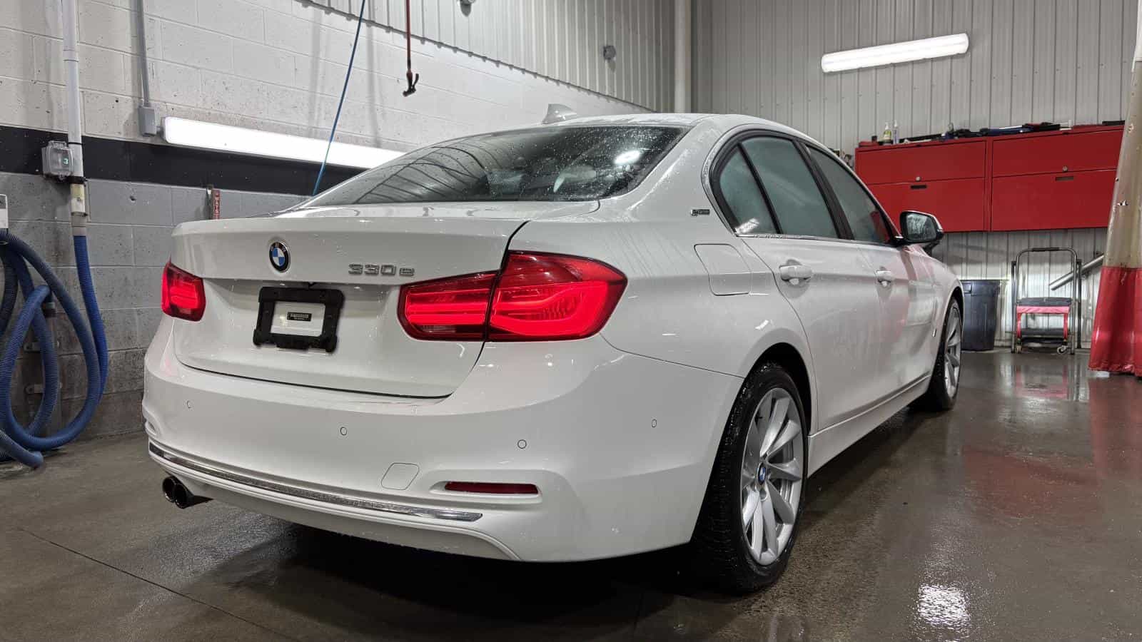 Image 3 BMW 330e 330E Turbo *Cuir Brun *Toit *Gps *Bizone *Carplay *Caméra 360 2017