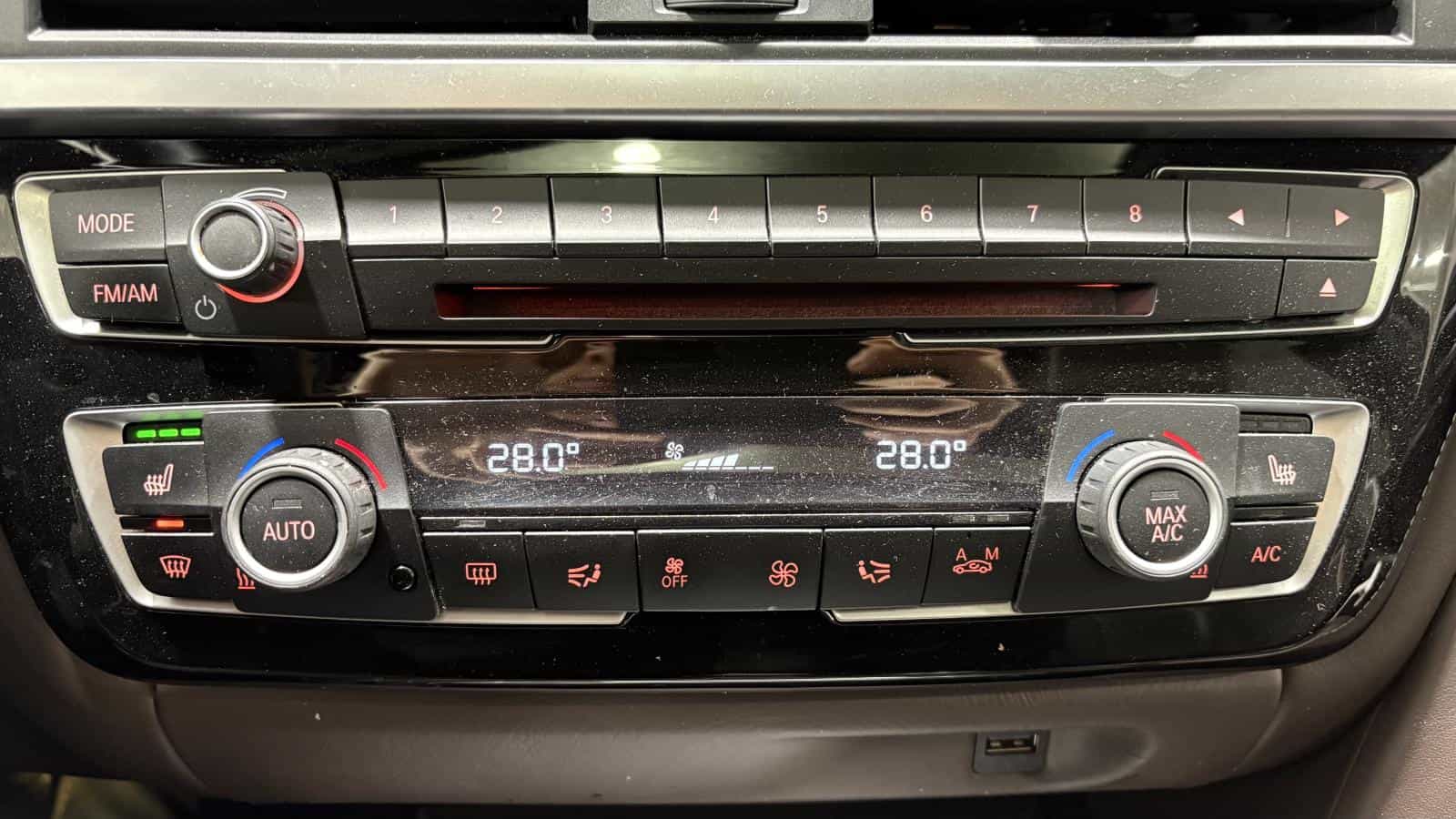 Image 30 BMW 330e 330E Turbo *Cuir Brun *Toit *Gps *Bizone *Carplay *Caméra 360 2017