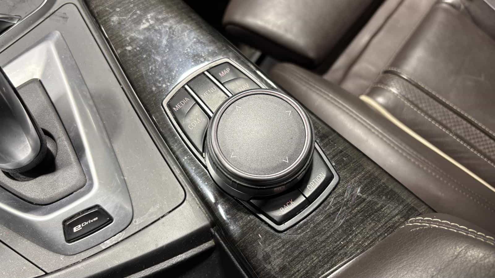 Image 32 BMW 330e 330E Turbo *Cuir Brun *Toit *Gps *Bizone *Carplay *Caméra 360 2017