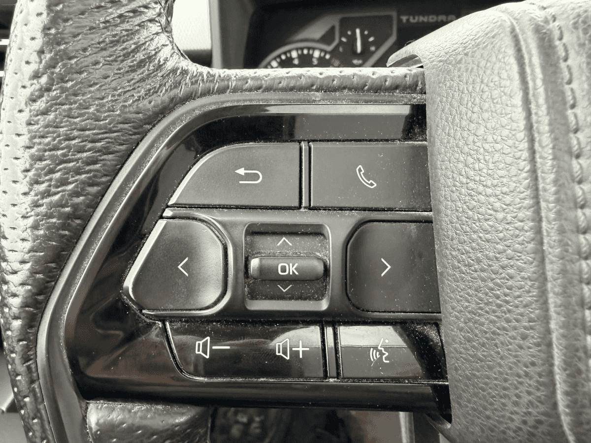 Image 21 Toyota Tundra Limited CrewMax 4x4 2023