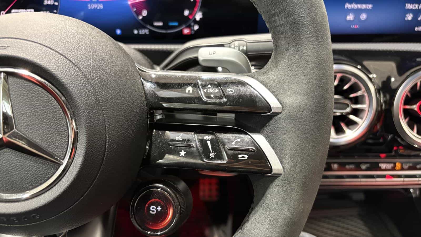 Image 23 Mercedes-Benz CLA Cla 35 Amg Turbo *4Matic *Caméra 360 *Carplay *Bizone *Gps 2024