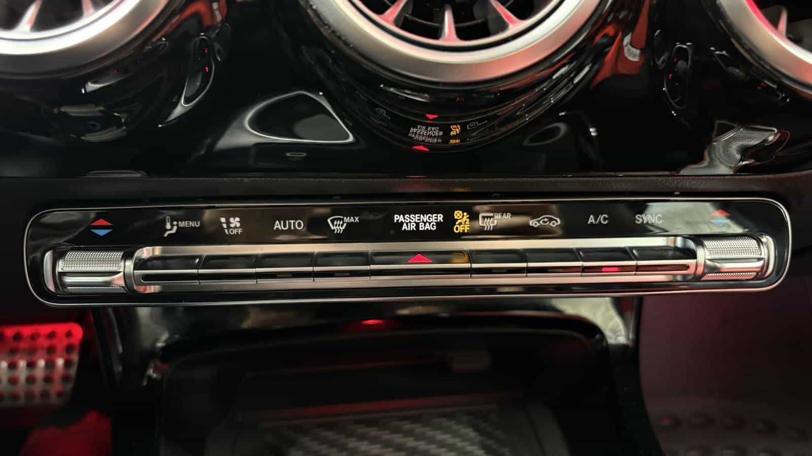 Image 26 Mercedes-Benz CLA Cla 35 Amg Turbo *4Matic *Caméra 360 *Carplay *Bizone *Gps 2024