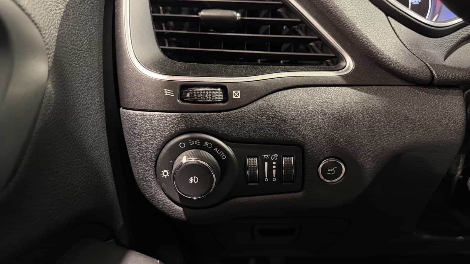 Image 13 Jeep Cherokee Trailhawk 4X4 *2.0L Turbo *Cuir *Toit *Caméra *Carplay *Bizone 2020