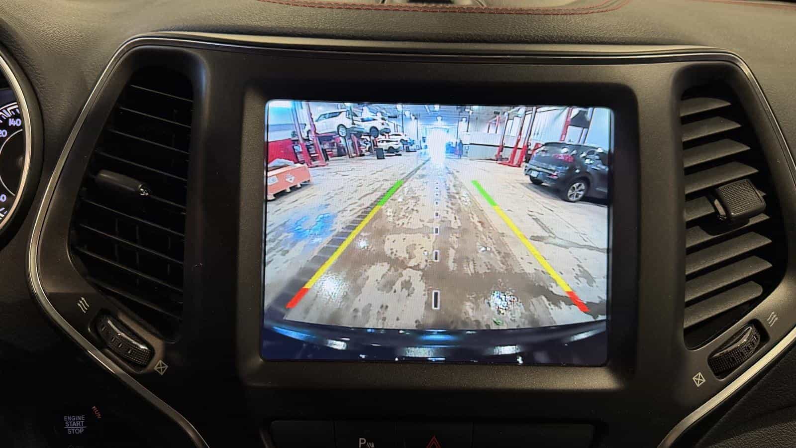 Image 23 Jeep Cherokee Trailhawk 4X4 *2.0L Turbo *Cuir *Toit *Caméra *Carplay *Bizone 2020